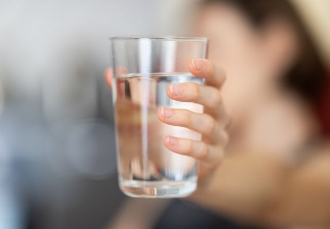 etichetta acqua minerale